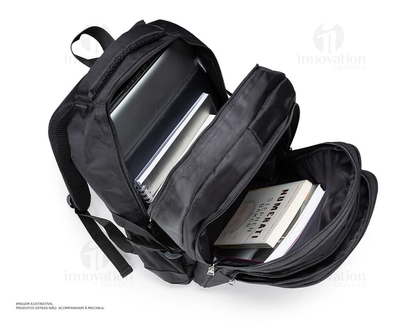 Mochila em couro preto para viagem e negócios. Elegante e moderna, com alças ajustáveis e muitos compartimentos. Perfeita para sua jornada! Compre já.