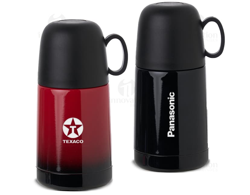 Garrafa térmica 250ml em aço inoxidável brilhante, perfeita para manter suas bebidas quentes ou frias por horas. Ideal para uso diário, viagens ou no escritório. Design elegante e prático, mantendo sua bebida fresca e saborosa em qualquer lugar. Adquira já a sua!
