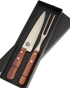 Kit churrasco 2 peças de aço inoxidável - utensílios de qualidade para um churrasco perfeito. Garfos, facas e espátulas com design moderno. Acesse já!