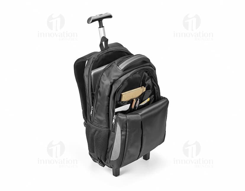 Mochila moderna para notebook em couro, perfeita para suas viagens e reuniões de negócios. Com design contemporâneo, espaçosa e prática. Ideal para manter seus equipamentos seguros e organizados. Leve sempre o que precisa com estilo!