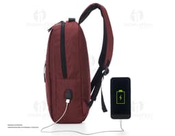 Retro leather travel backpack, perfect for your next adventure! With a fashionable design and sturdy handle, it's ideal for