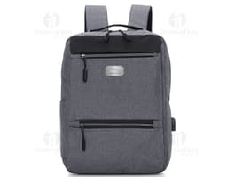 Modern black leather backpack for business travel and personal style. Made from high-quality material with a zipper closure