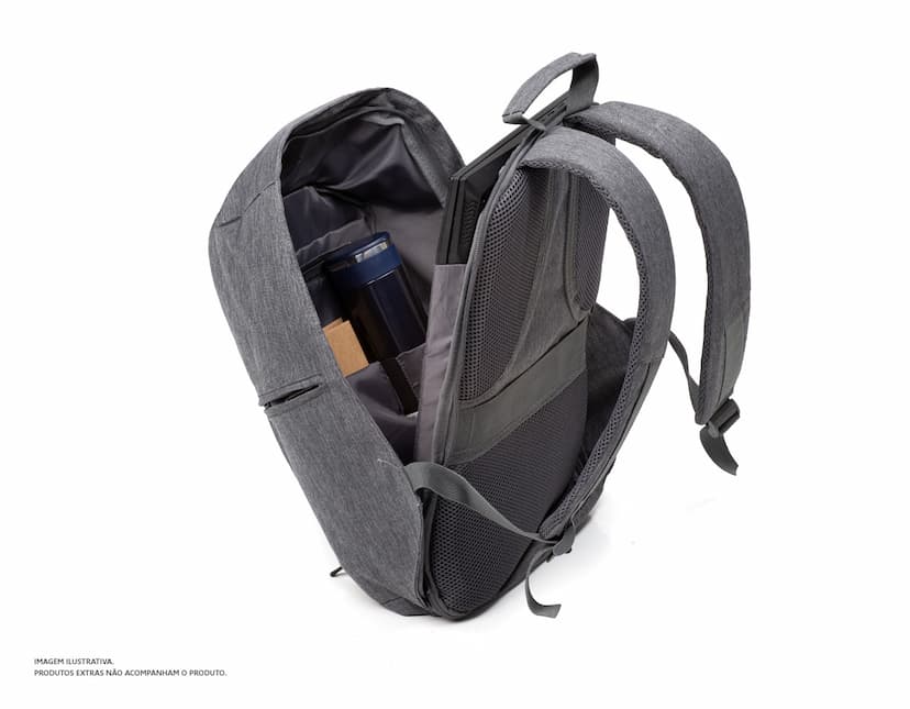 Mochila para notebook em couro marrom antigo, perfeita para viagens de negócios. Compartimento seguro e espaçoso para seu equipamento eletrônico. Estilo retro e moderno em um só acessório. Adquira já a sua!