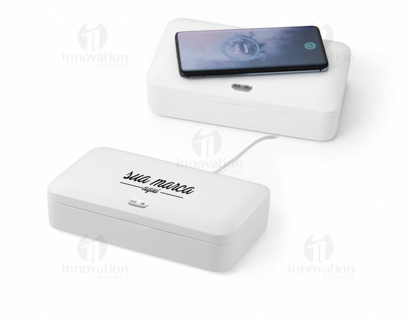 Caixa esterilizadora UV com carregador: A solução moderna para desinfetar seus dispositivos eletrônicos. Conecte, controle e proteja sua saúde com tecnologia de ponta. Acesse nosso site e garanta já o seu!
