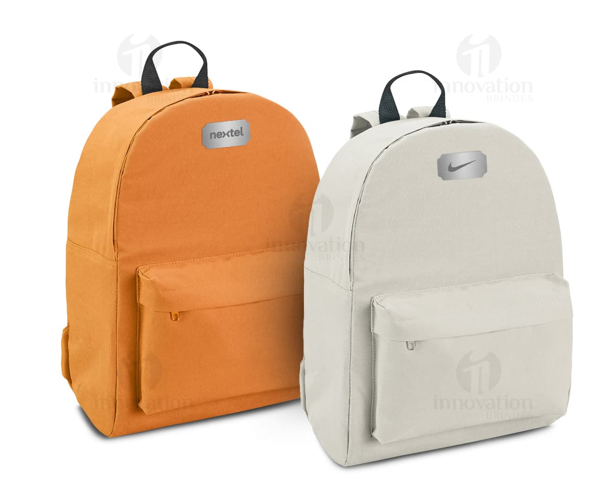 Mochila de Couro Preto de Luxo para Viagens Modernas e Estilosas - Acessório de Elegância e Praticidade para sua próxima aventura. Garanta a sua!