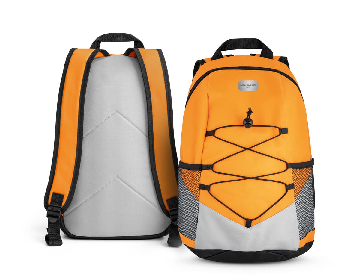 Mochila de Couro Clássica e Elegante - Perfeita para o seu estilo casual ou retrô! Confeccionada em nylon de alta qualidade, com alças ajustáveis e fecho em zíper. Ideal para uso diário ou viagens. Adquira já a sua!