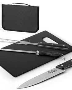 Imagem de um kit churrasco completo e portátil, ideal para seu negócio ou lazer. Feito em aço inoxidável, inclui faca de bolso e todos os equipamentos necessários. Garanta segurança e praticidade com este kit. Perfeito para uso empresarial ou de lazer. Adquira já o seu! #kitchurrasco #negócio #portátil #segurança #tecnologia