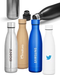 Garrafa térmica de 500ml: mantenha suas bebidas frescas por mais tempo! Ideal para manter a sua hidratação em dia, seja no trabalho, academia ou viagens. Design moderno e prático para te acompanhar em todos os momentos. Adquira já a sua garrafa térmica e mantenha-se saudável e hidratado. Confira!