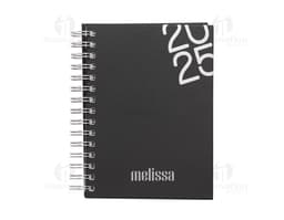 Agenda diária 2025 Wire-o com capa dura na cor preta e detalhes em dourado, apresentando páginas internas decoradas com
