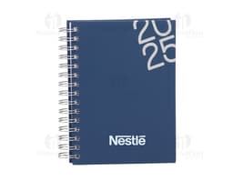 Agenda diária 2025 Wire-o com capa dura na cor preta e detalhes em dourado, apresentando páginas internas decoradas com