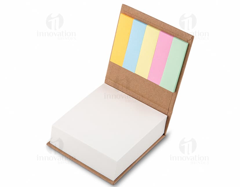 Bloco de anotações em papel reciclado, perfeito para organização e estudos. Com capa resistente em papelão, é ideal para anotações e registros importantes. Garanta já o seu! Entrega rápida e segura. Ideal para escritório, estudo e organização.