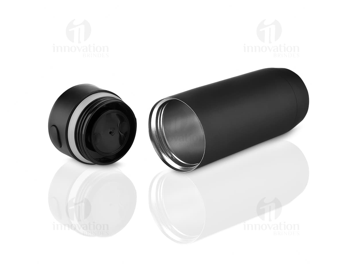 Cop 450ml de Alta Qualidade para Brindes Personalizados. Feito de plástico resistente e isolado, ideal para armazenar líquidos. Perfeito para uso único e reciclável, com capacidade de 450ml. Adquira já o seu!