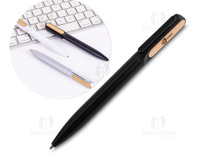 Caneta de Metal com Design Sofisticado e Durabilidade. Ideal para assinaturas e uso no escritório. Com lâmina afiada em aço inoxidável e cabo de plástico cromado. A ferramenta perfeita para uso diário.