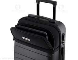 Mala de viagem pequena de nylon com rodas 360º em tom de preto. Ideal para quem busca praticidade e elegância durante suas