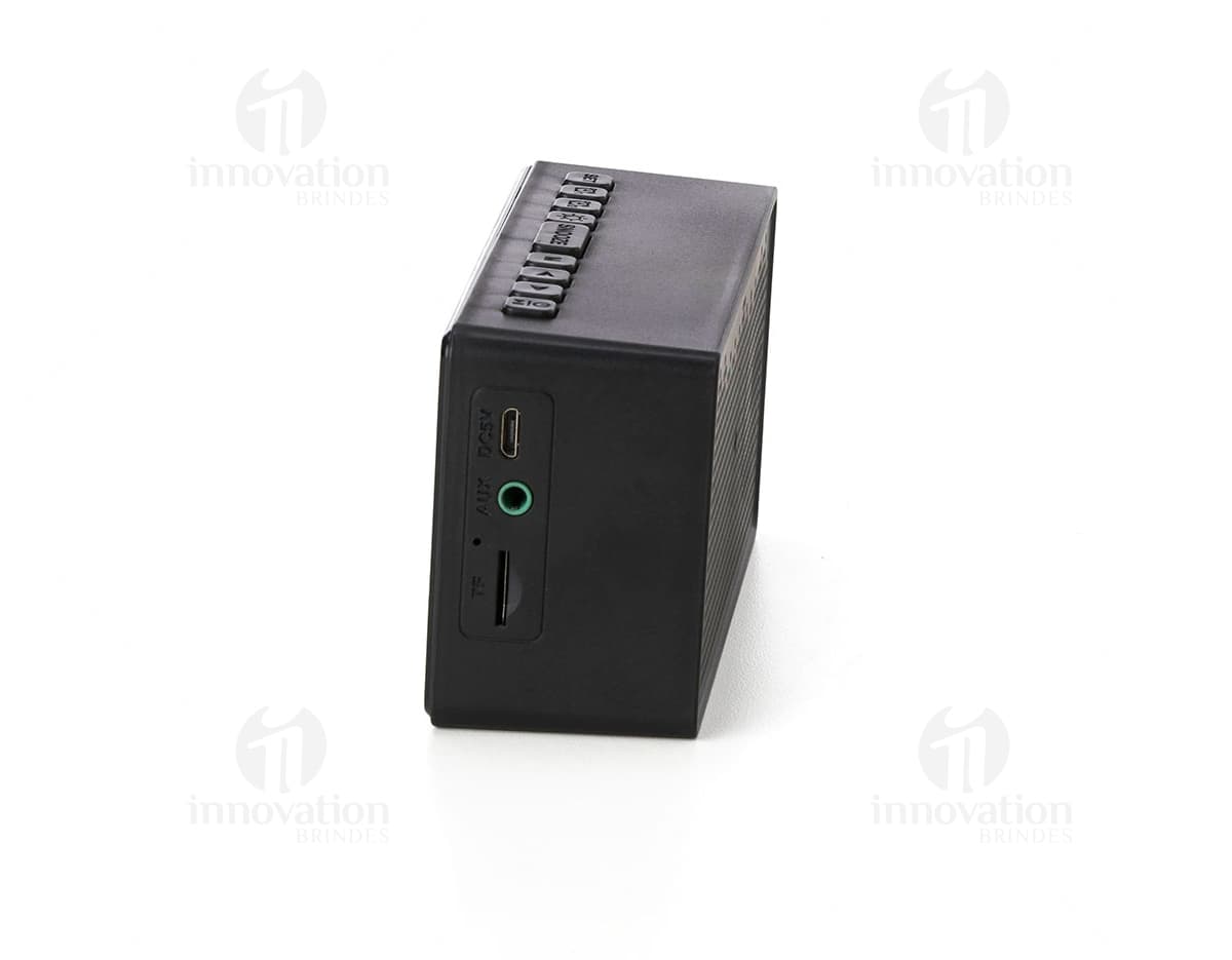 Caixa de som com relógio - A combinação perfeita de tecnologia e estilo para transformar sua experiência sonora. Leve, moderna e com alta qualidade de áudio, essa caixa de som é ideal para qualquer ambiente. Aproveite para ouvir suas músicas favoritas com muito mais praticidade e sofisticação!