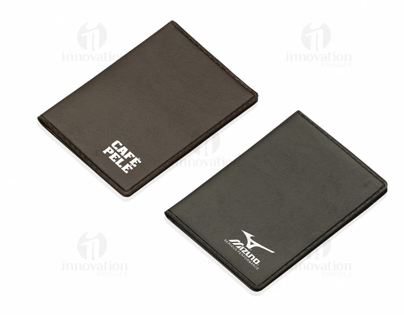 Porta Documentos em Couro de Luxo para Escritório e Negócios. Design Moderno e Sofisticado, Ideal para Armazenar Documentos e Laptop. Acessório de Moda Fashion e Prático para o seu Dia a Dia. Compre Já!