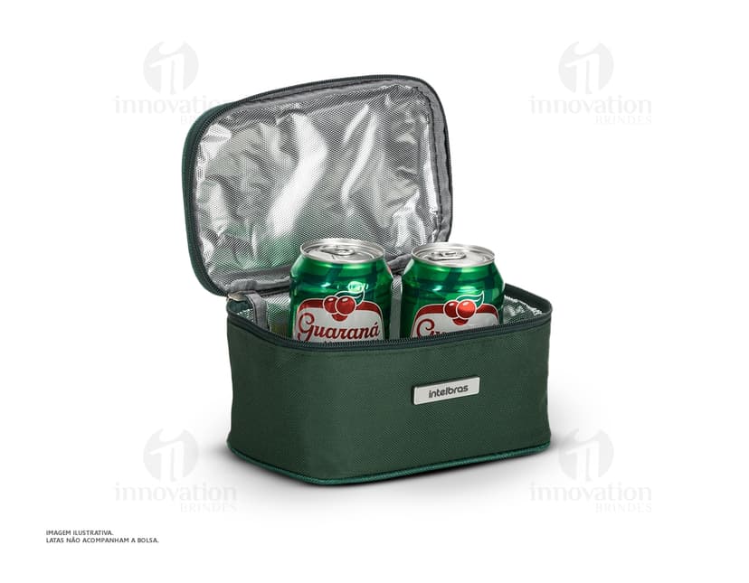 Bolsa Térmica 2,6 litros - Perfeita para manter seus alimentos frescos durante viagens ou no trabalho. Feita com material de alta qualidade, essa bolsa é compacta e possui alça para facilitar o transporte. Ideal para quem busca praticidade no dia a dia. Confira!