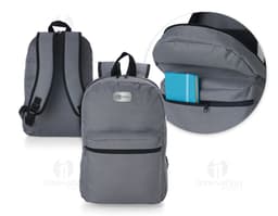 17-liter synthetic leather backpack ideal for travel and adventures. Compact and practical, it has comfortable straps and an
