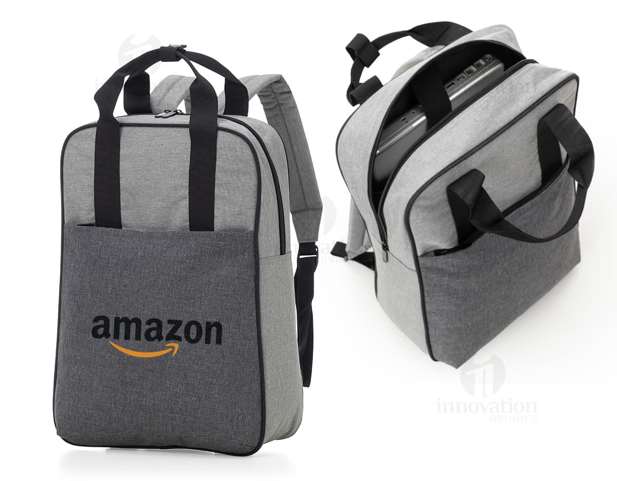 Mochila moderna para notebook em couro legítimo, com alça ajustável e design elegante. Ideal para viagens a trabalho ou lazer. Mantenha seus pertences seguros e organizados. Adquira já a sua!