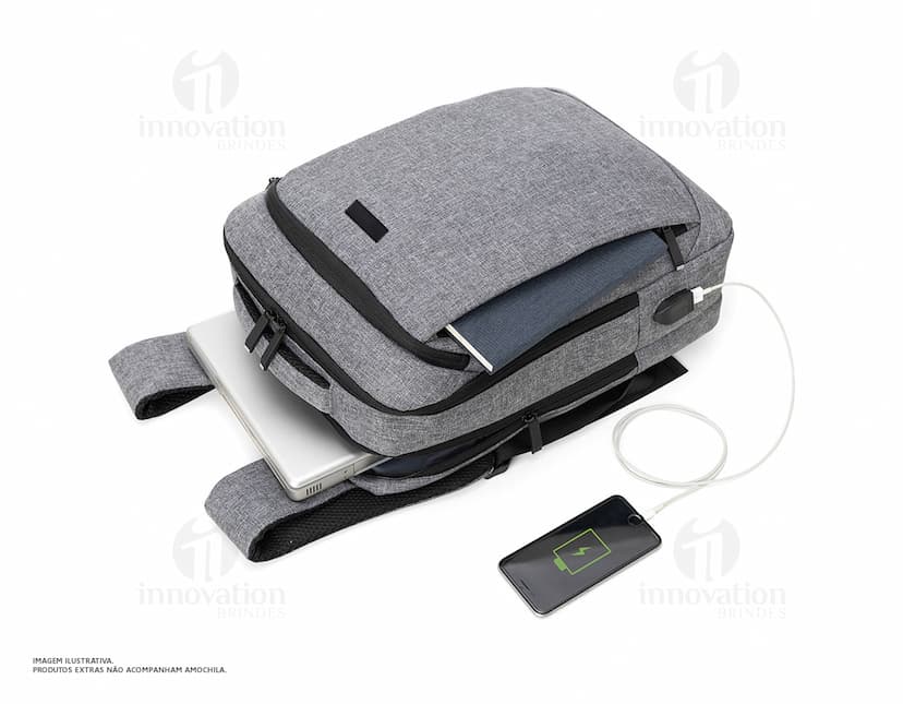 Mochila Pasta de Couro Moderna para Negócios e Viagens. Equipamento de Alta Tecnologia e Design Contemporâneo. Acessório Portátil e Elegante. Ideal para Profissionais em Movimento. Compre Agora!