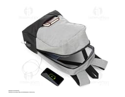 Mochila para notebook moderna e versátil, perfeita para viagens e uso casual. Feita em couro sintético de alta qualidade
