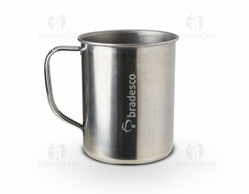 Caneca inox 500ml de alta qualidade, perfeita para desfrutar de suas bebidas favoritas. Feita em aço inoxidável resistente, com alça para maior conforto. Ideal para chá, café ou qualquer outra bebida. Adquira já a sua!