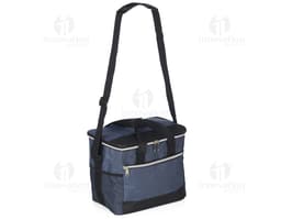 18-liter cooler bag with mesh pockets, perfect for storing food and drinks during trips or outings. Modern and elegant design