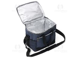 18-liter cooler bag with mesh pockets, perfect for storing food and drinks during trips or outings. Modern and elegant design