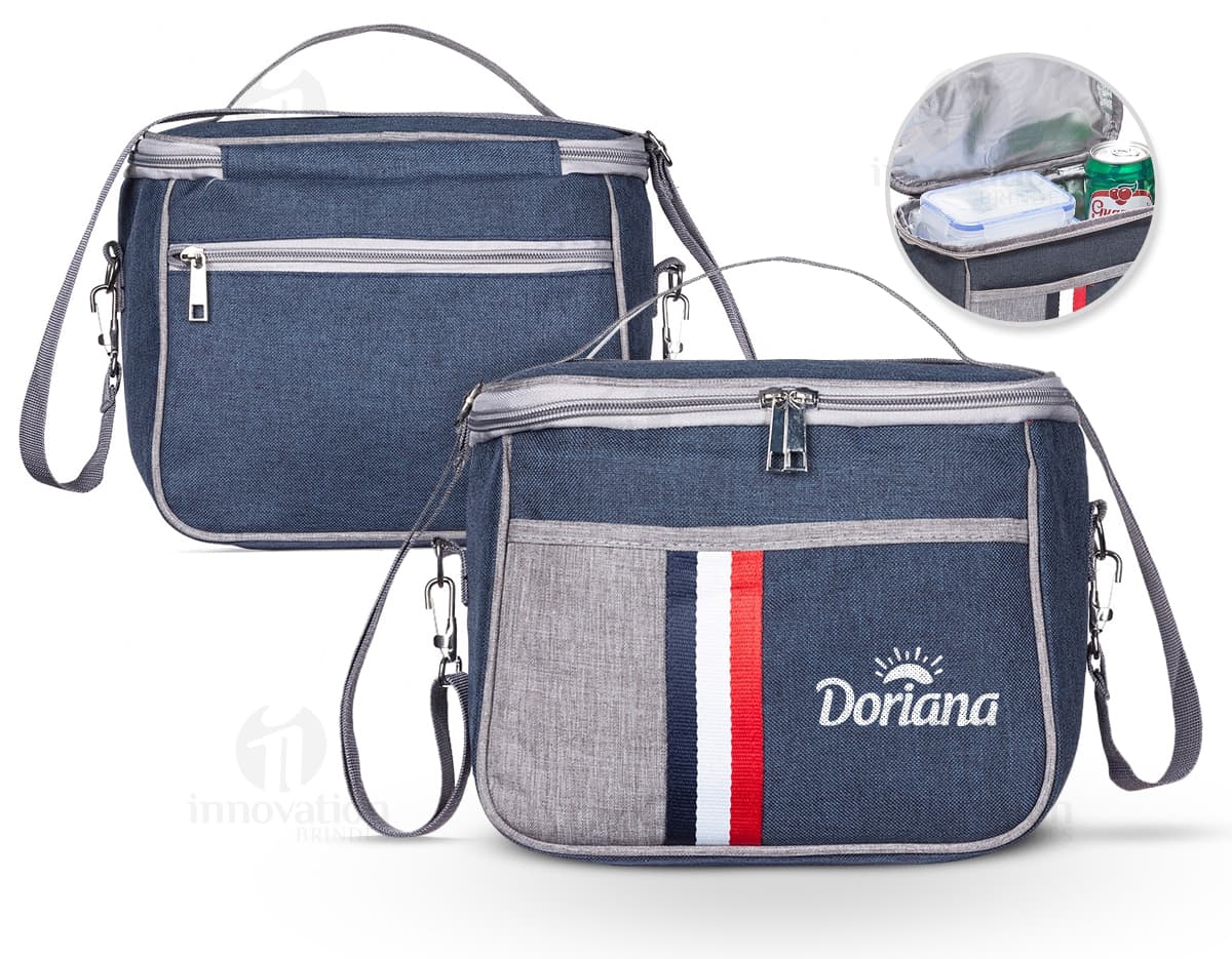 Bolsa térmica de 7,6 litros, perfeita para viagens de negócios ou passeios. Feita de couro de alta qualidade, com alça ajustável e fivela moderna. Mantenha seus alimentos frescos por mais tempo. Seja elegante e prático com essa bolsa térmica!