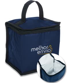 Bolsa térmica 4 litros: Mantenha seus alimentos frescos por mais tempo com estilo e elegância. Ideal para viagens, passeios e picnics. Adquira já!
#bolsatermica #brindes #presente #viagem #picnic #alimentosfrescos #elegância #estilo