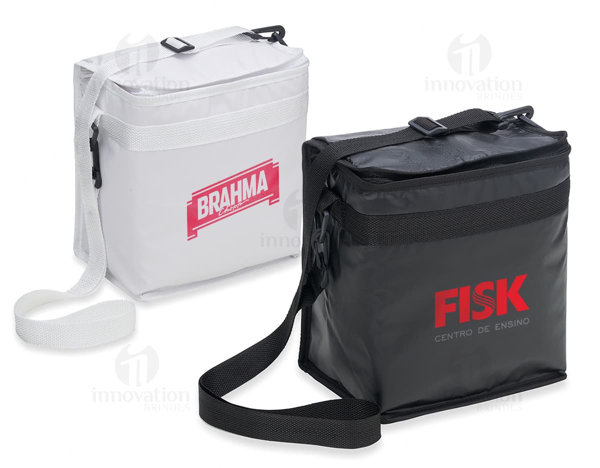 Bolsa térmica de 11 litros perfeita para manter seus alimentos frescos durante viagens, passeios e até mesmo compras. Feita em nylon resistente e com alça para facilitar o transporte, essa bolsa é o acessório perfeito para quem busca praticidade e estilo. Mantenha seus alimentos refrigerados onde quer que vá com essa bolsa térmica fashion e casual. Ideal para viagens e passeios.
