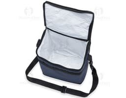 Bolsa térmica de 11 litros, perfeita para viagens e passeios. Feita em material resistente e com alça de mão, é ideal para