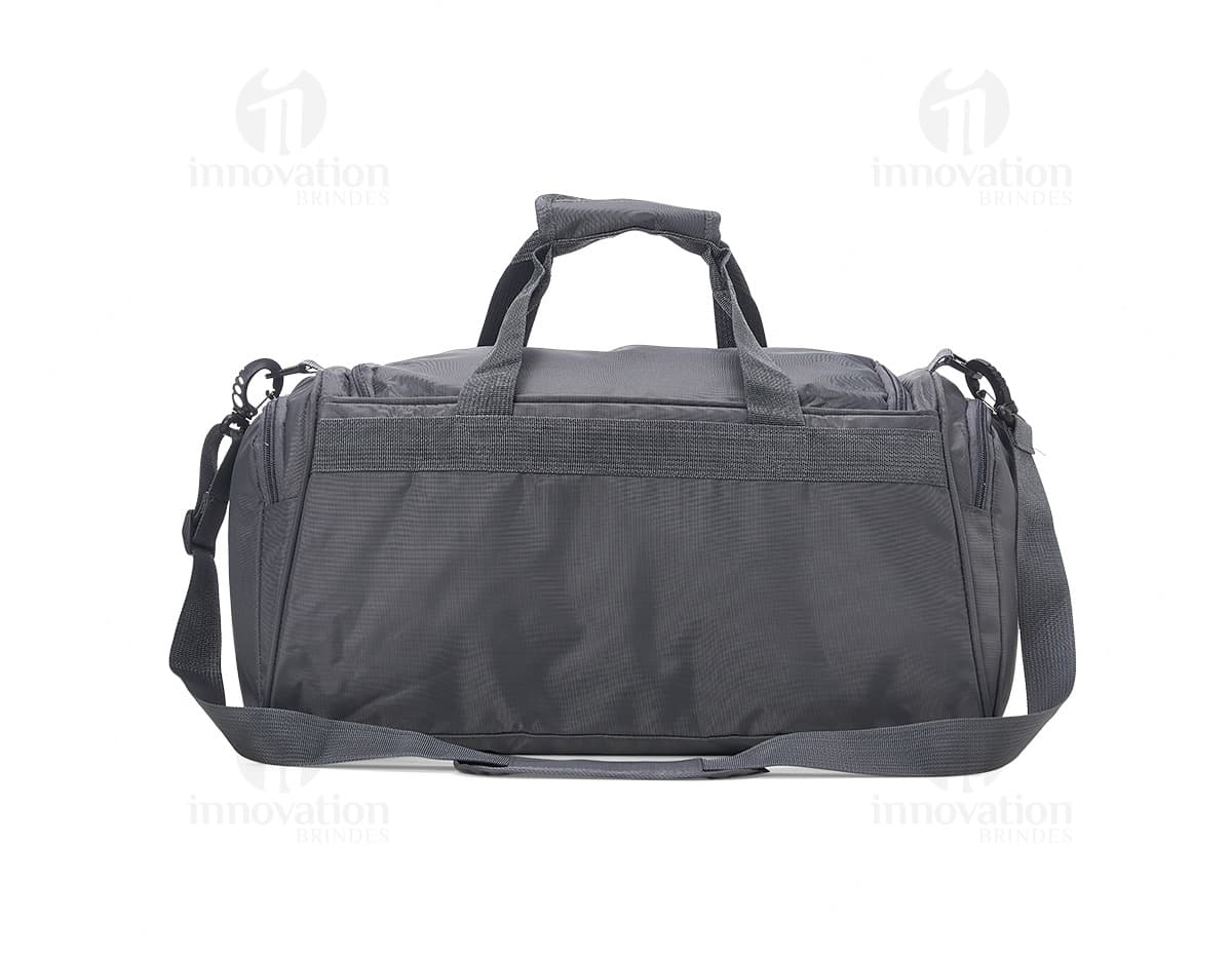 Bolsa Oxford 28 litros luxuosa e moderna, perfeita para viagens e momentos de glamour. Feita em couro legítimo com alças resistentes e design retro. Acessório chic e versátil para completar seu estilo com elegância.