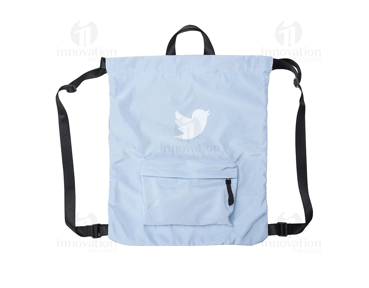 Mochila Saco de Couro Fashion - Ideal para seu dia a dia, essa elegante mochila saco de couro é o acessório perfeito para quem busca style e praticidade. Com alça ajustável e zíper, é perfeita para passeios e compras. Adquira já a sua!