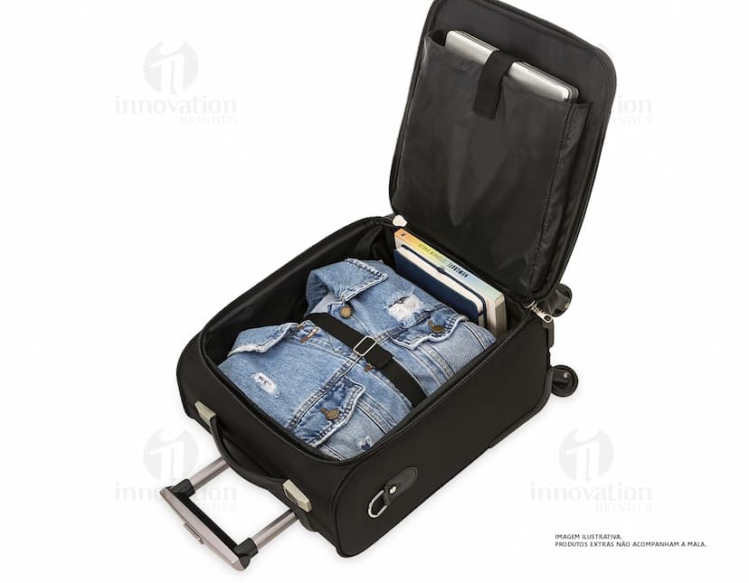 Mala de viagem preta em nylon com rodas de 360º. A mala possui um design moderno, feita de material resistente e durável. Ideal para viagens de negócios, possui espaço interno para transportar equipamentos eletrônicos, dinheiro e objetos pessoais. Se destaca pela praticidade e luxo, sendo uma opção portátil e segura para quem busca conforto e estilo durante suas viagens.