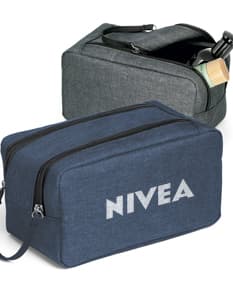 Nécessaire de Couro Clássico para Viagem - Ideal para organizar seus produtos de beleza e higiene pessoal com elegância. Feito em couro de alta qualidade, possui um design moderno e prático. Perfeito para viagens a negócios ou lazer. Adquira já o seu!