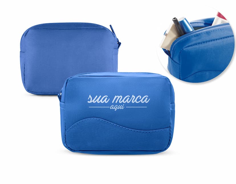 Necessaire de couro preta para guardar seus objetos com estilo e elegância. Perfeita para o trabalho, viagens ou dia a dia. Moderna e prática, essa necessaire é o acessório perfeito para o seu dia a dia. Compre já a sua!