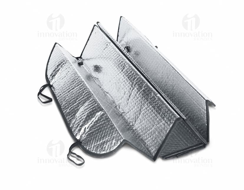 Protetor solar para carros - Duplicado: Proteja seu veículo do sol intenso com estilo e praticidade. Feito de material de alta qualidade, este acessório é a solução perfeita para manter o interior do seu carro protegido e fresco. Garanta já o seu!