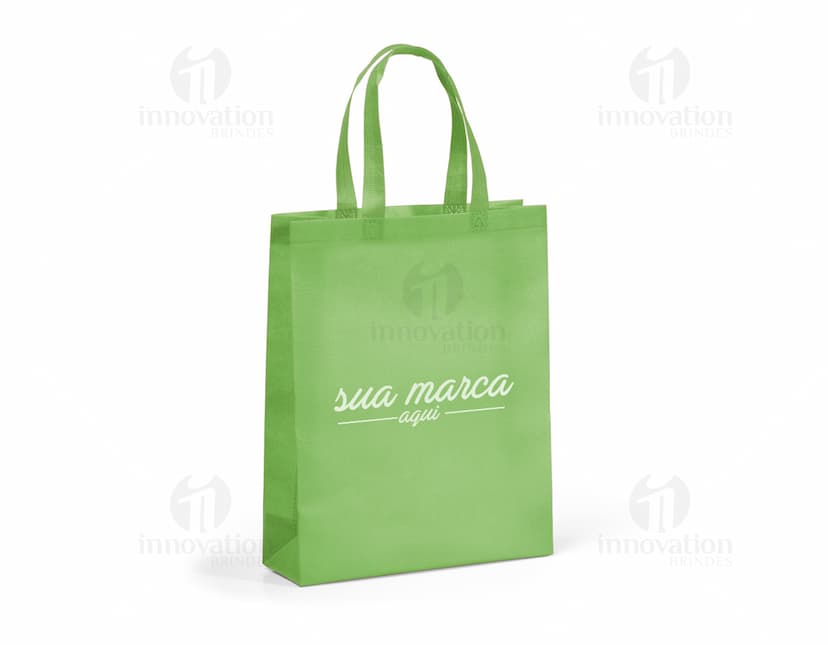 Sacola de compras de 320 x 380 mm para suas compras no shopping. Com design moderno e resistente, essa sacola é perfeita para transportar suas mercadorias com facilidade. Aproveite a promoção e garanta já a sua! Eco-friendly e prática, ideal para compras, brindes e promoções.