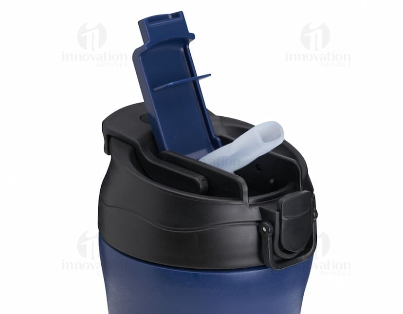 Copo de inox 450ml para bebidas quentes e frias, durável e sustentável. Ideal para manter sua bebida na temperatura certa por mais tempo. Adquira já o seu e contribua para o meio ambiente!