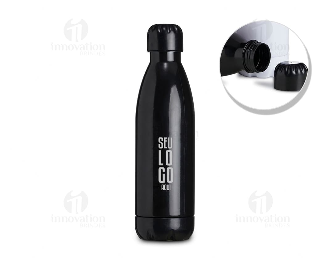 Garrafa plástica de 700ml - Ideal para armazenar sua bebida favorita com praticidade e segurança. Feita em plástico