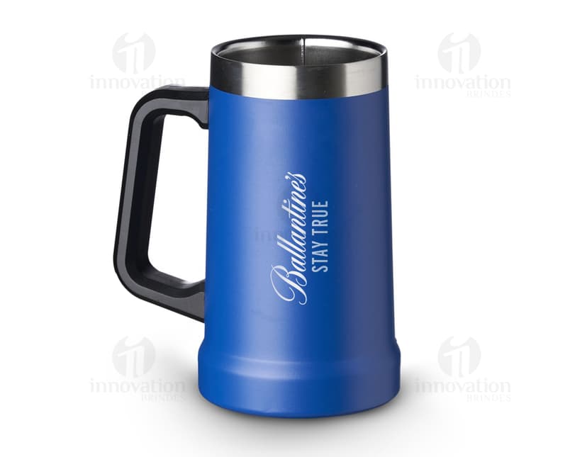 Caneca térmica 700ml para manter sua bebida preferida quente por mais tempo. Feita em material resistente e com design elegante, ideal para café, chá ou qualquer outra bebida. Aproveite o conforto e praticidade em todas as ocasiões.