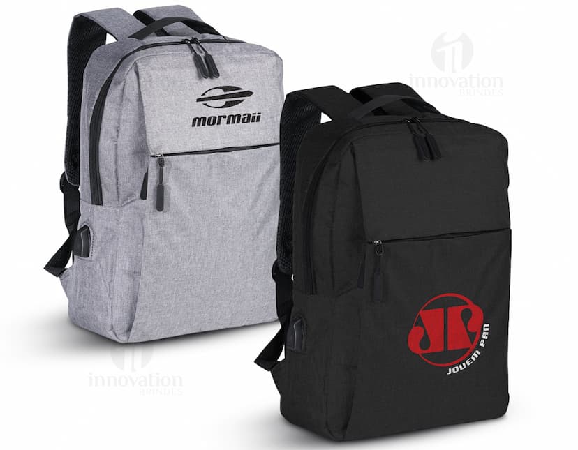 Mochila de Nylon 21L USB: Prática e Estilosa para suas Viagens e Trabalho. Ideal para o dia a dia, esta moderna mochila de nylon possui espaço de 21 litros, alças ajustáveis e um compartimento USB para carregar seus eletrônicos. Seja para viagens ou para o trabalho, este acessório é perfeito para quem busca praticidade e estilo. Garanta a sua agora!
