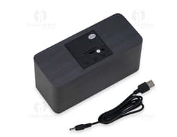 Wooden Clock - Modern and Elegant Electronic Device for Home Office. Stay Organized and Punctual with this High-Quality