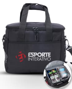 Bolsa térmica de 14 litros: elegância e segurança para seus alimentos. Ideal para o dia a dia ou viagens, mantendo sua comida fresca por mais tempo. Com design moderno e fecho com cadeado, garantindo praticidade e proteção. Adquira já a sua! #bolsatermica #14litros #moderno #seguranca #praticidade