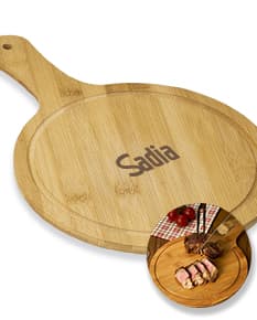 Tábua redonda 24,2x36,1 de madeira - Utensílio gourmet ideal para preparar e servir refeições saudáveis. Perfeita para cortar ingredientes e servir petiscos de forma prática e elegante. Garanta a sua agora!