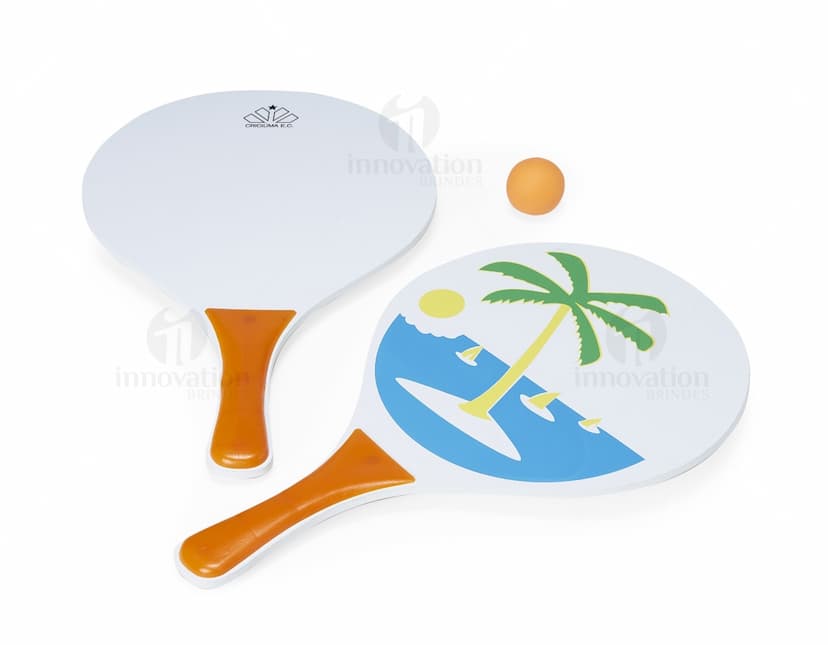 Kit Frescobol MDF - Celebre o verão com este kit frescobol feito em MDF de alta qualidade. Perfeito para dias de diversão na praia ou no campo, este conjunto moderno e colorido é ideal para presentear quem você ama. Garanta já o seu!