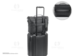 Pasta executiva em couro preto para viagens de negócios e reuniões profissionais. Estilo vintage e elegante, com fecho de