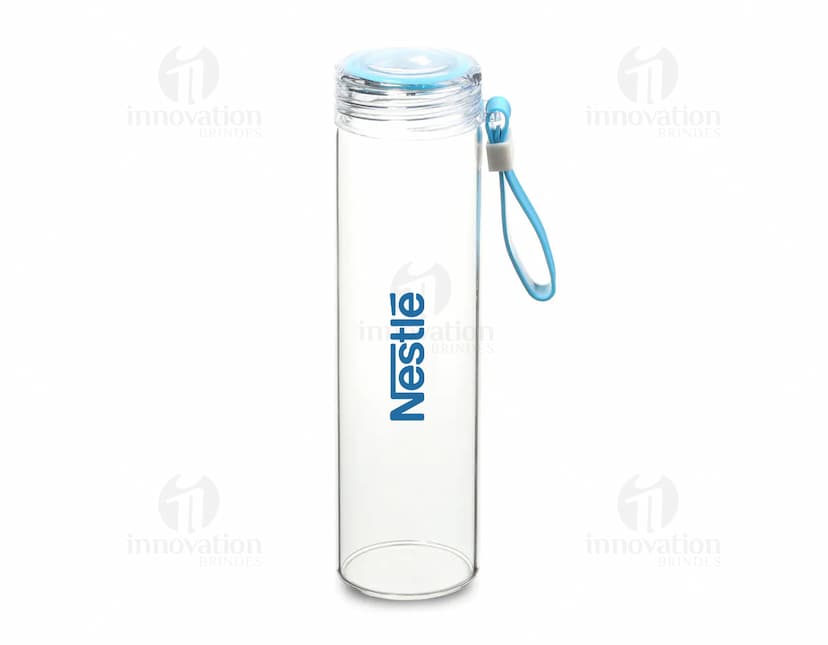 squeeze de vidro transparente de 500ml, design moderno e clean, contendo líquido dentro, com tampa prateada.