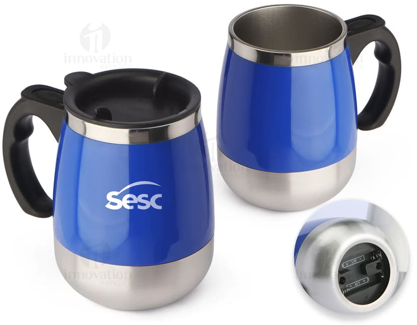 Caneca Mixer 400ml - Caneca de cerâmica preta com alça, ideal para seu café da manhã. Perfeita para preparar e saborear suas bebidas favoritas. Aproveite as manhãs com mais sabor e praticidade! Compre a sua agora.